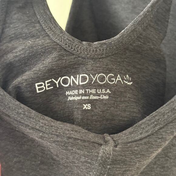 NWOT Beyond Yoga Spacedye Under Lock and Keyhole Yoga Pilates Tank Top - XS - Picture 4 of 4